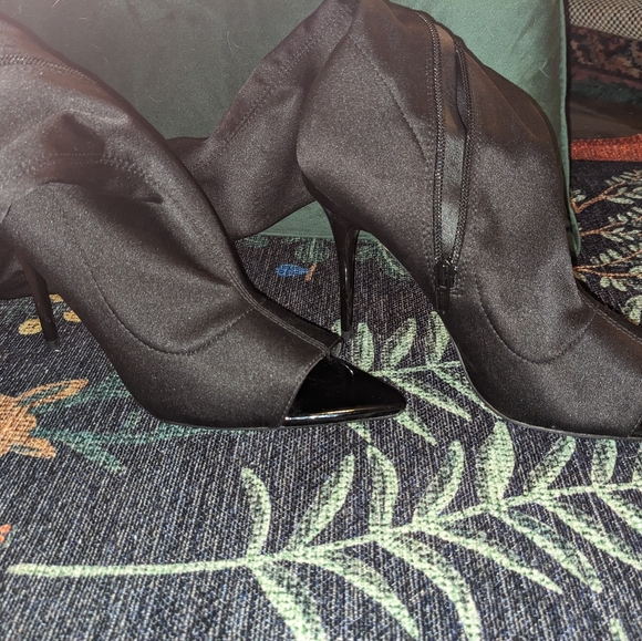 Over-the-knee Nylon Peep-Toe Boots - Picture 4 of 4